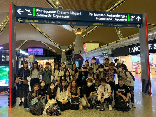 UOWMKDUxRIKKYO & GAKUSHUIN