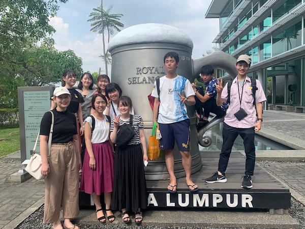 UOWMKDUxRIKKYO & GAKUSHUIN